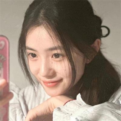 带枪的人